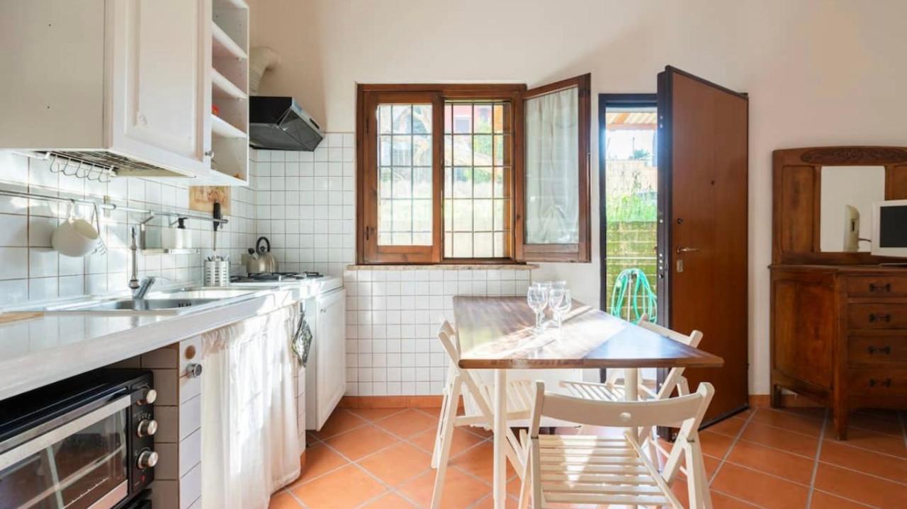 Independent House With Private Patio In Rome Villa Exteriör bild